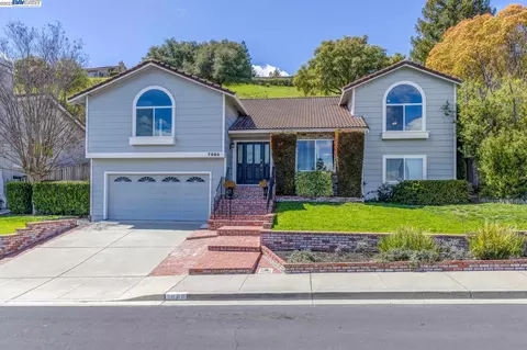 7980 Creekside Dr, Dublin, CA 94568 photo 1