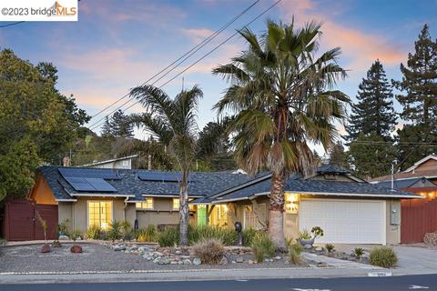 3083 Estates Ave, Pinole, CA 94564 photo 1
