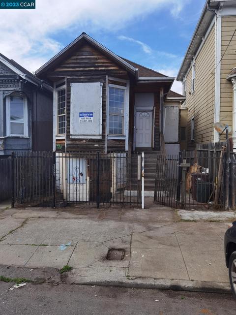 876 Isabella St, Oakland, CA 94607 photo 1