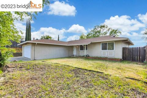 403 Springvalley Dr, Vacaville, CA 95687 photo 1