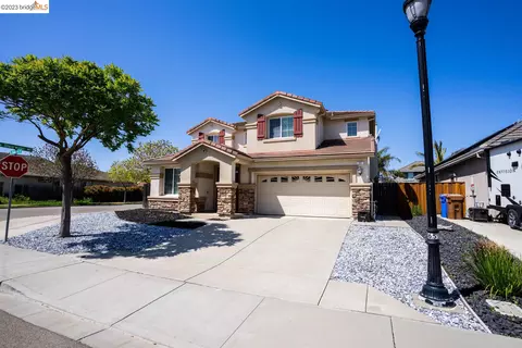 11 Dowitcher Ct, Oakley, CA 94561 photo 1