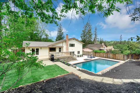 922 Calle Verde, Martinez, CA 94553 photo 1