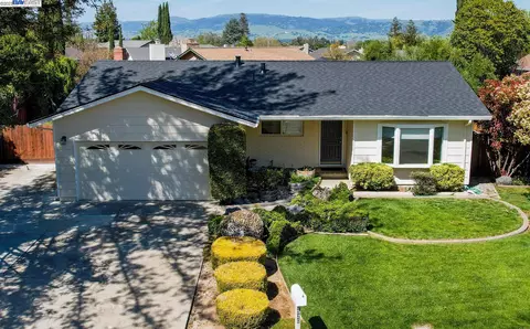 5520 Michelle Ct, Gilroy, CA 95020 photo 1