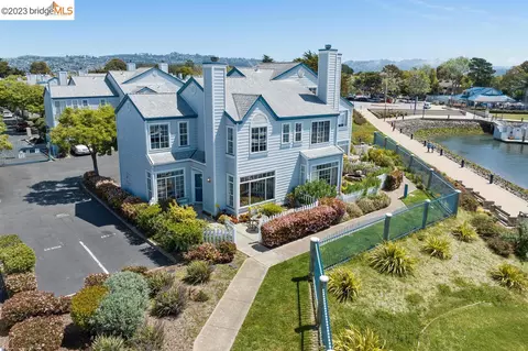 507 Commodore Dr, Richmond, CA 94804 photo 1