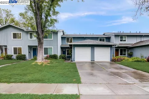 4947 Boxer Blvd, Concord, CA 94521 photo 1