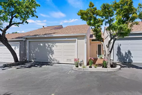 499 Camelback Rd, Pleasant Hill, CA 94523 photo 1