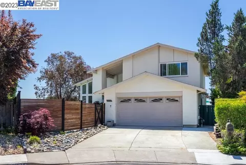 18574 Greenridge Ct, Castro Valley, CA 94552 photo 1