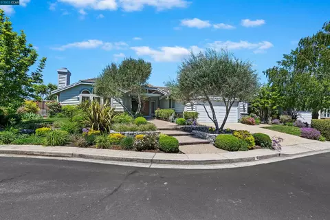 6 Netherton Ct, Moraga, CA 94556 photo 1