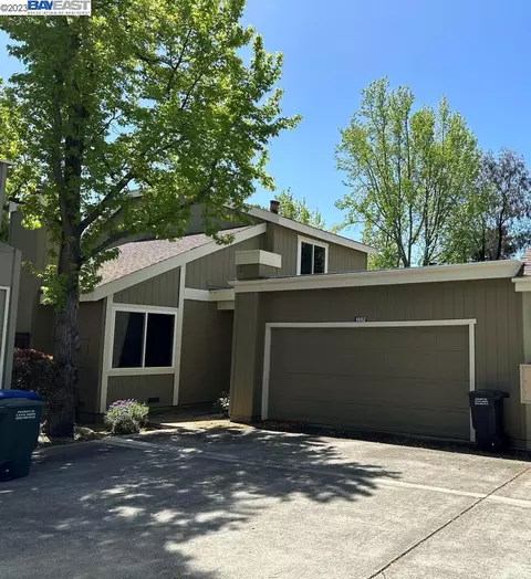 1582 Denkinger Ct, Concord, CA 94521 photo 1