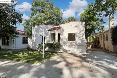 1345 Pine St, Pittsburg, CA 94565 photo 1