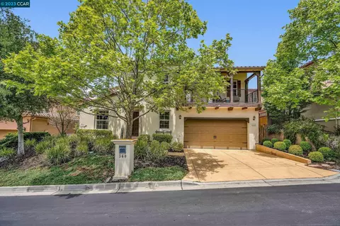 360 Drummond Dr, Hayward, CA 94542 photo 1