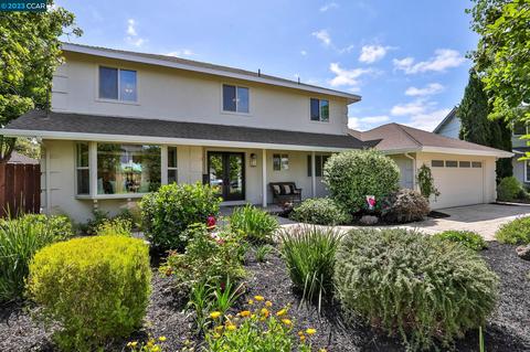 3320 Stonehedge Pl, Concord, CA 94518 photo 1