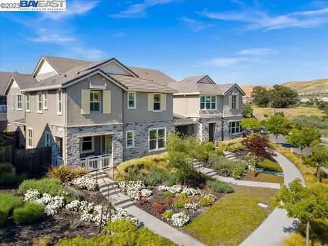 6926 Stags Leap Ln, Dublin, CA 94568 photo 1