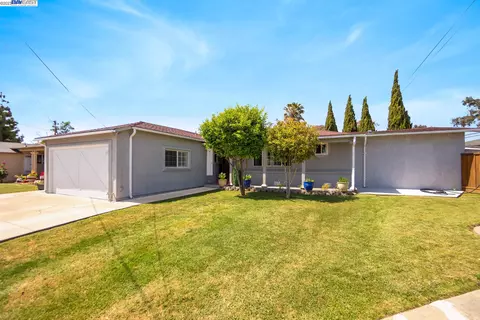 151 Hewitt Pl, Hayward, CA 94544 photo 1