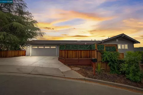2 Harper Ct, Lafayette, CA 94549 photo 1