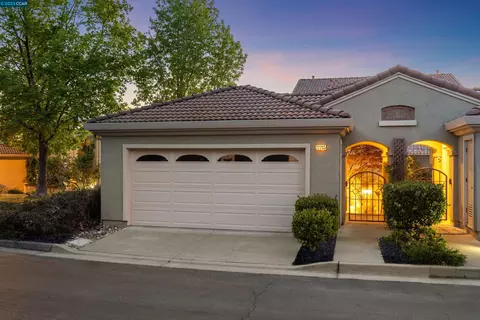 22285 W Lyndon Loop, Castro Valley, CA 94552 photo 1