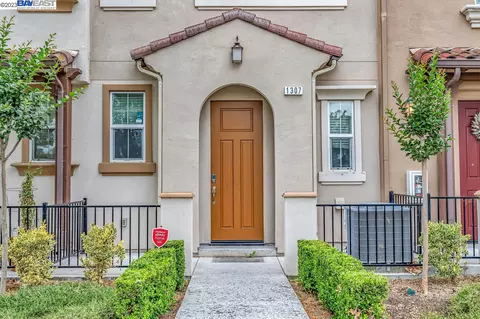 1307 Merry Loop, Milpitas, CA 95035 photo 1