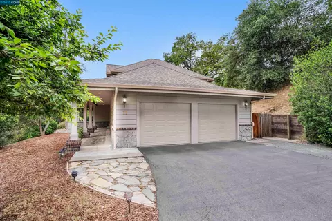 17 Nathan Pl, Danville, CA 94526 photo 1