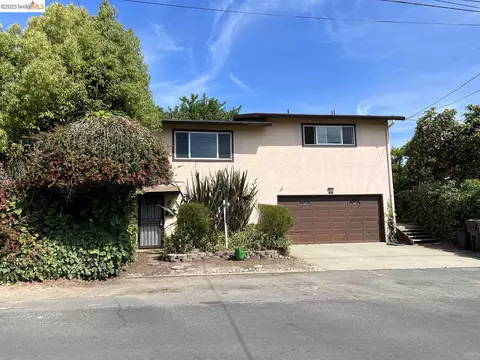 1311 Oak St, Martinez, CA 94553 photo 1