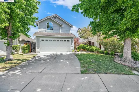 3119 Half Dome Dr, Pleasanton, CA 94566 photo 1