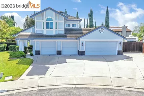 1561 Larkspur Ct, Oakley, CA 94561 photo 1