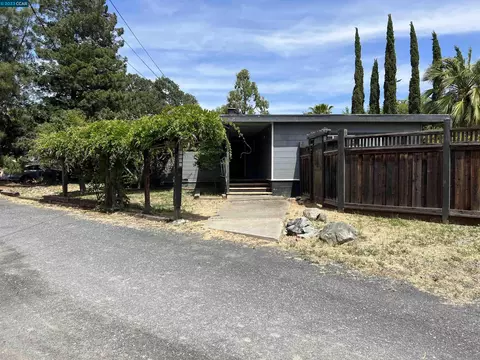 5015 Laurel Dr, Concord, CA 94521 photo 1