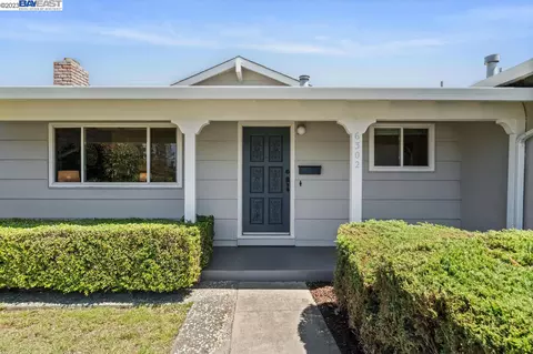 6302 Plummer Ave, Newark, CA 94560 photo 1