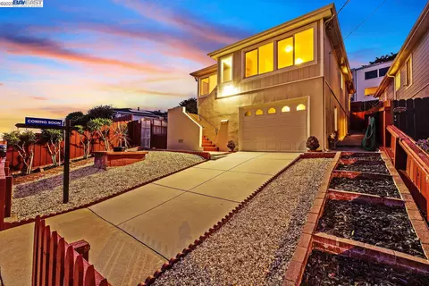 125 Pacific Ave, Pacifica, CA 94044 photo 1