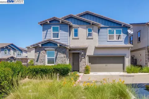 4176 Kelton St, Dublin, CA 94568 photo 1