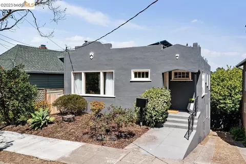 1075 Rose Ave, Oakland, CA 94611 photo 1