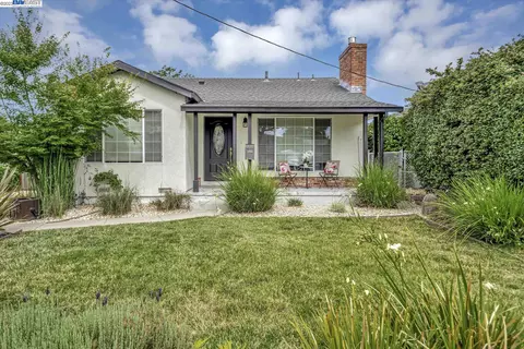 6629 Dairy Ave, Newark, CA 94560 photo 1