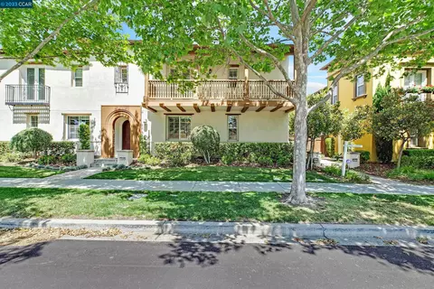 7676 Stoneleaf Rd, San Ramon, CA 94582 photo 1