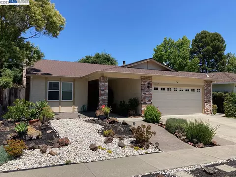 2017 Spring Lake Dr, Martinez, CA 94553 photo 1