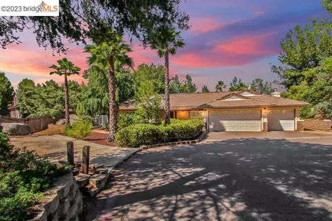 1774 Kyrsten Ter, Alpine, CA 91901 photo 1