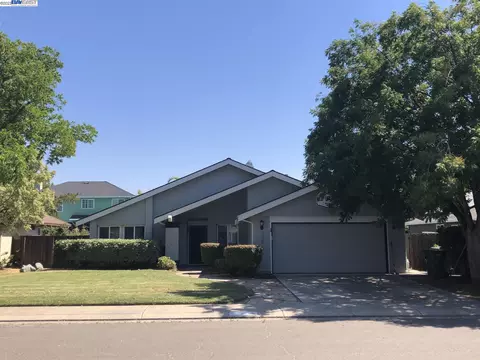 758 Lawn Ct, Tracy, CA 95376 photo 1