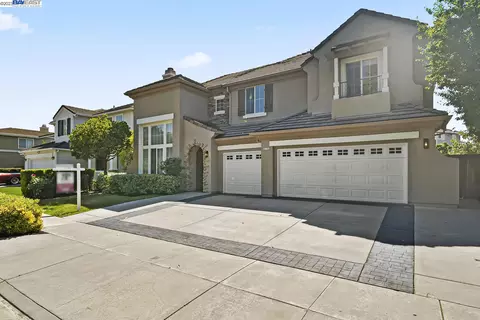 5120 Persimmon Dr, Dublin, CA 94568 photo 1