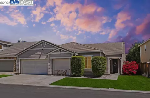 2354 Winchester Loop, Discovery Bay, CA 94505 photo 1