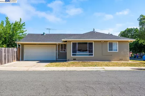 2754 Webb St, Vallejo, CA 94591 photo 1