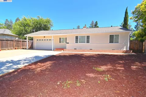 4048 Lillian Dr, Concord, CA 94521 photo 1