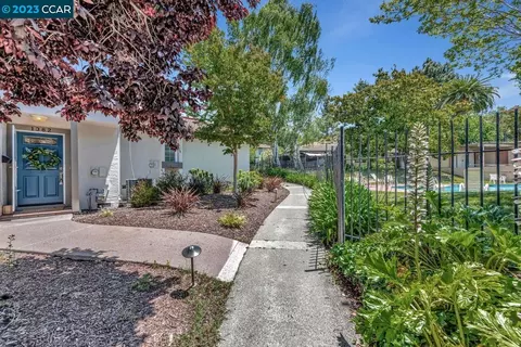 1382 Camino Peral, Moraga, CA 94556 photo 1