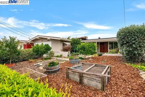2662 Darwin St, Hayward, CA 94545 photo 1