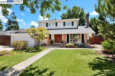 35457 Blackburn Dr, Newark, CA 94560 photo 1