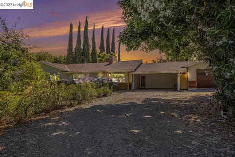 4513 Concord Blvd, Concord, CA 94521 photo 1