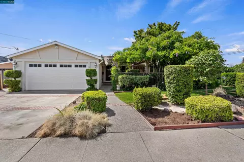 2104 Shasta Dr, Martinez, CA 94553 photo 1