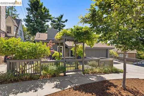 1844 San Ramon Ave, Berkeley, CA 94707 photo 1
