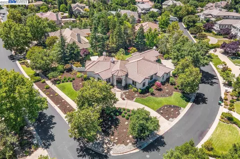 2802 Vizzolini Ct, Pleasanton, CA 94566 photo 1