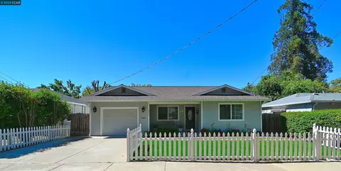 2346 Mountain View Dr, Concord, CA 94520 photo 1