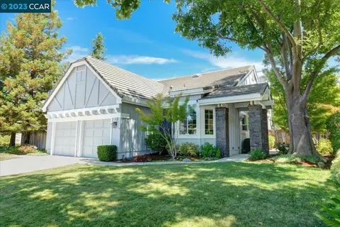 1860 Eagle Peak Ave, Clayton, CA 94517 photo 1