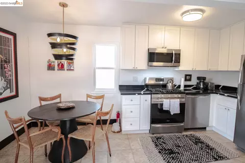 2021 Filbert St, Oakland, CA 94607 photo 1