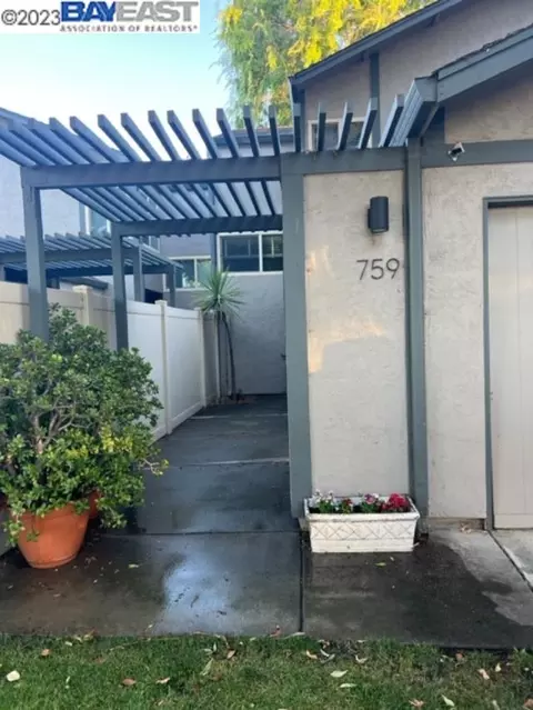 759 Pine St, Livermore, CA 94551 photo 1